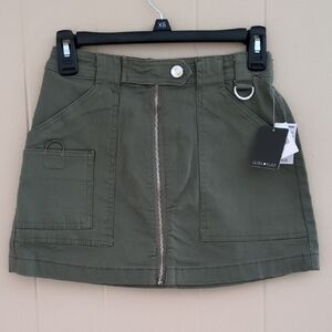 Ultra Flirt Olive Green Mini Skirt Casual, size XS, NWT